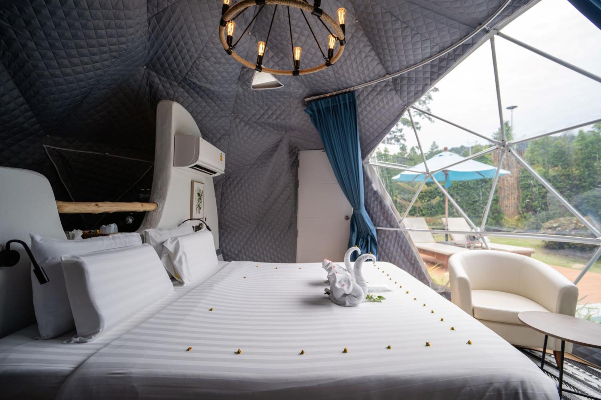Le Resort And Villas Rawai Экстерьер фото Interior of a glass dome